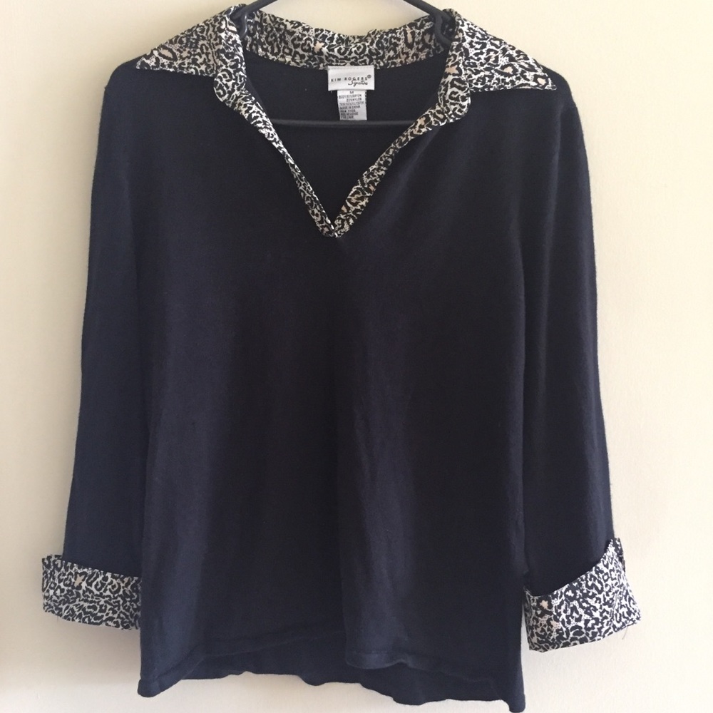 🦋SALE🦋 Kim Rogers Black Top with Leopard Accents